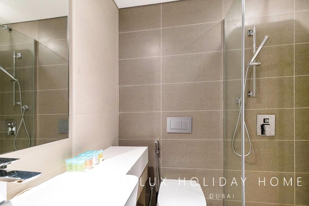 Lux Contemporary Suite With Full Marina View 6 Дубай Екстериор снимка