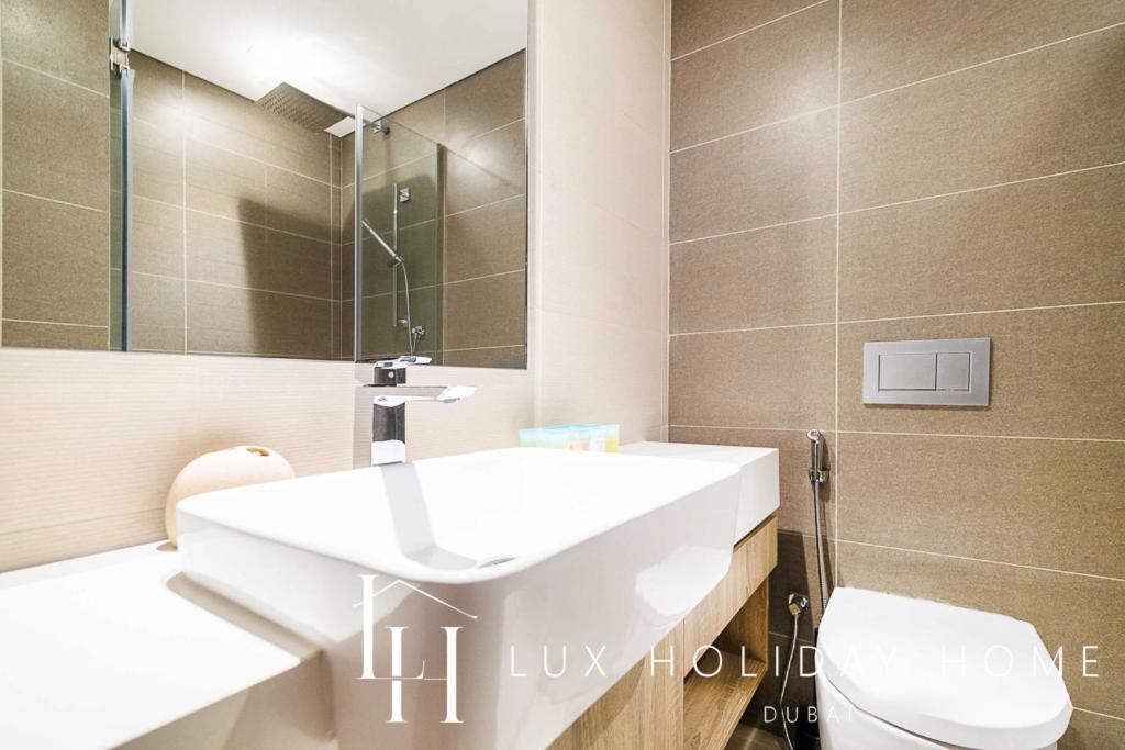 Lux Contemporary Suite With Full Marina View 6 Дубай Екстериор снимка