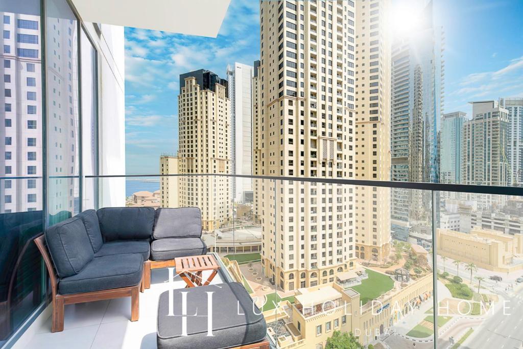 Lux Contemporary Suite With Full Marina View 6 Дубай Екстериор снимка