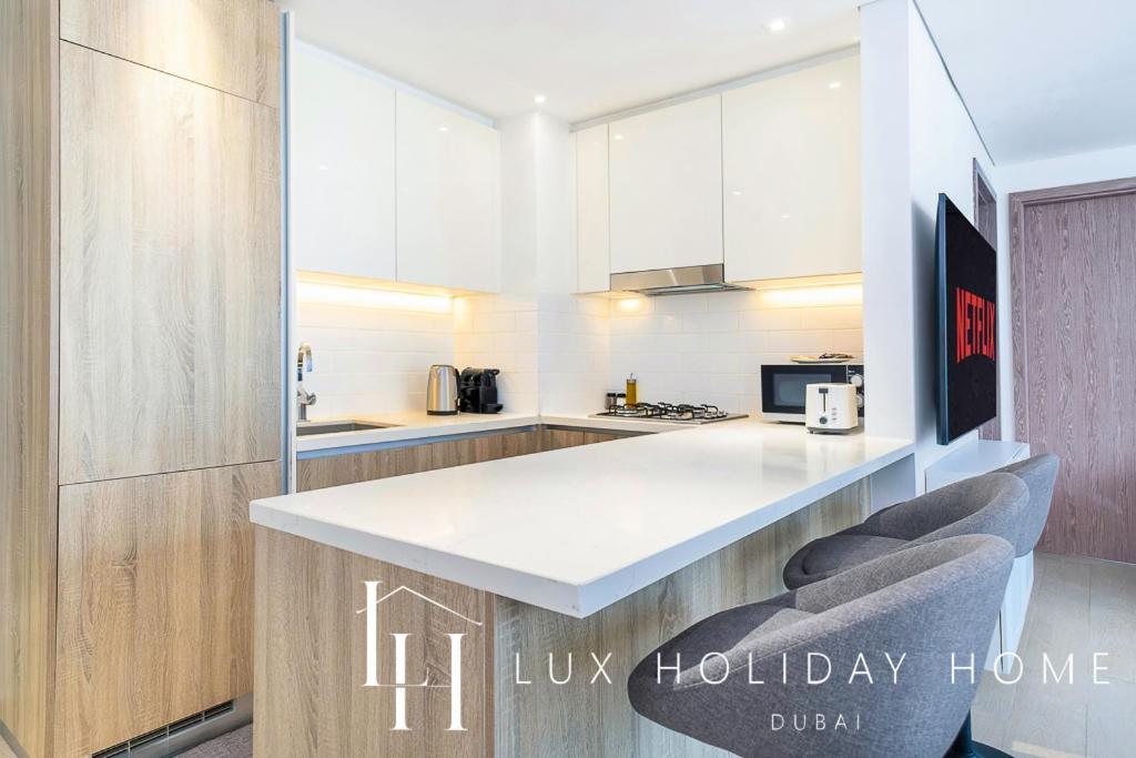 Lux Contemporary Suite With Full Marina View 6 Дубай Екстериор снимка
